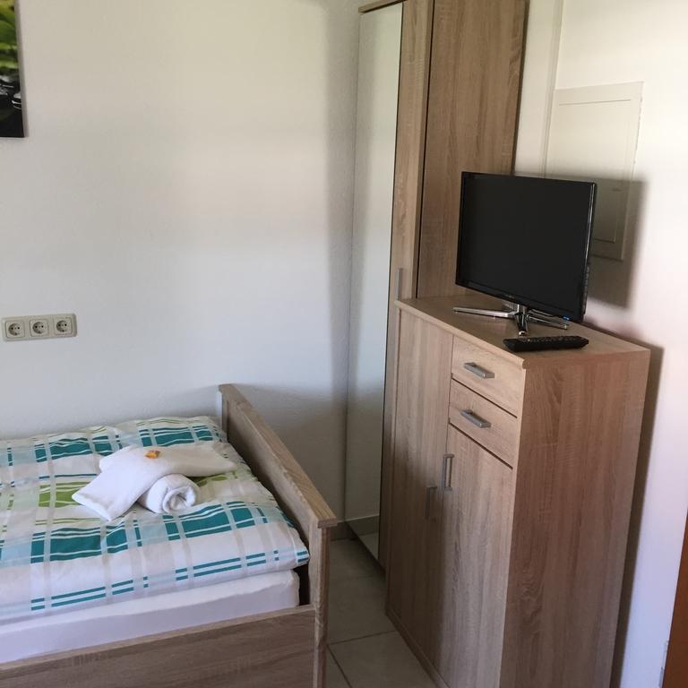 Frankenstube Hotel Eichelsdorf Kamer foto